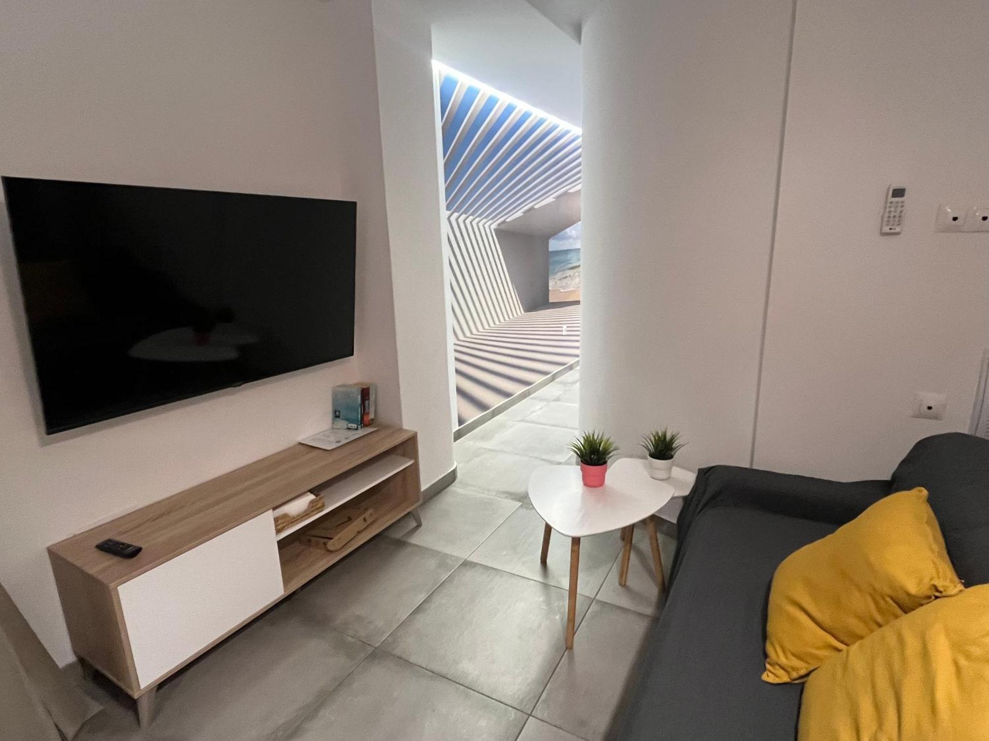 Carolina Suite Фуэнхирола Экстерьер фото